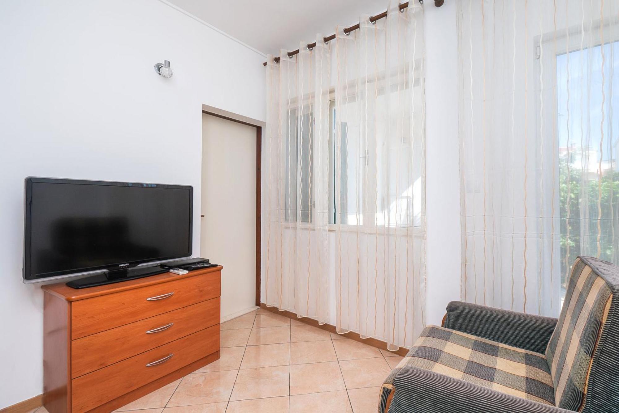 Apartments Polly Primosten Exterior photo